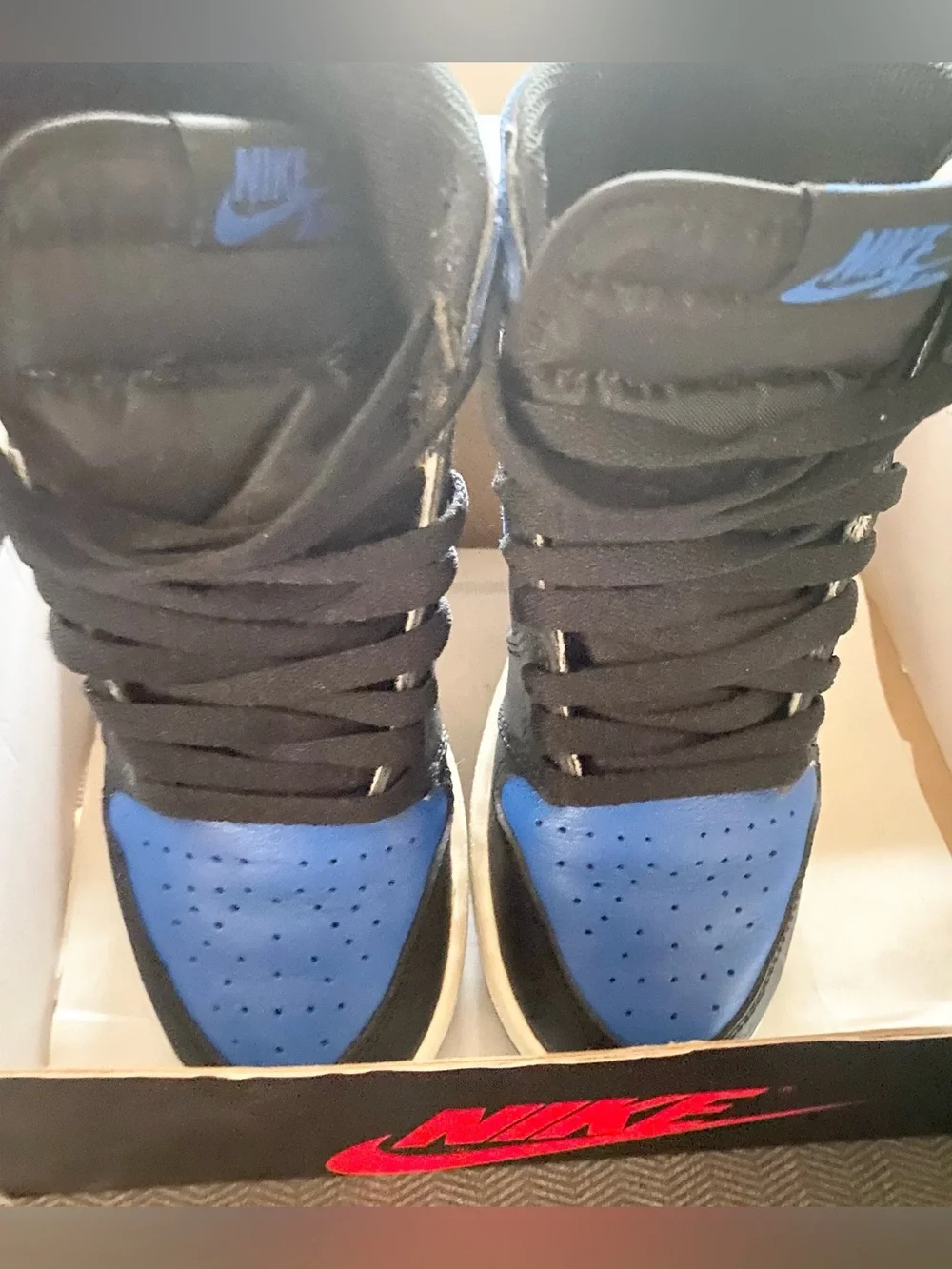 Jordan Men's Black and Royal Blue High-Top Sneakers